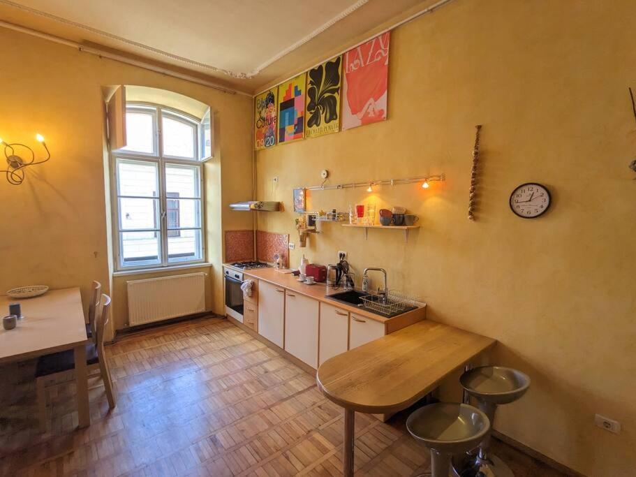 Boheme Central Apartment Timisoara Esterno foto