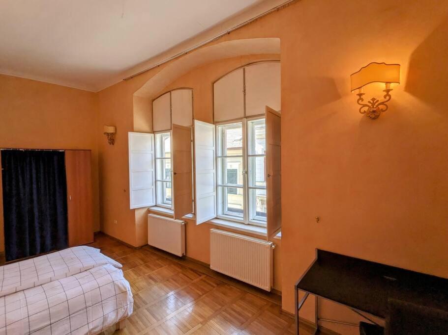 Boheme Central Apartment Timisoara Esterno foto